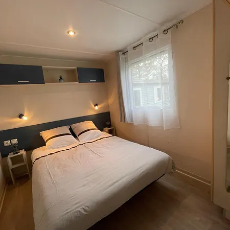 Chalet Mh-maufay -- Mobil'home Au Coeur De La Vendee La Boissiere-de-Montaigu
